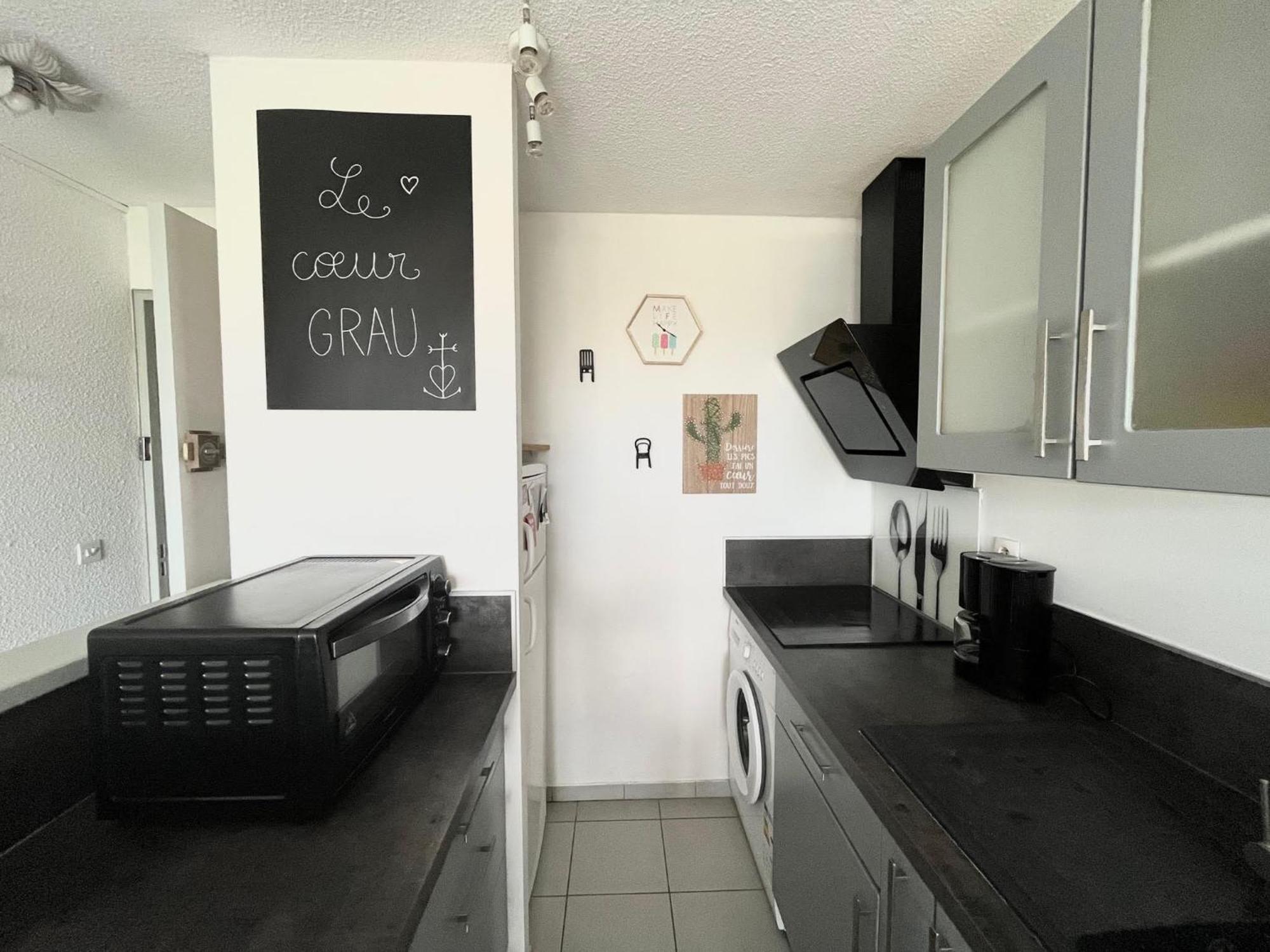 Appartement Devant La Mer + Parking Le Grau-du-Roi Exterior photo