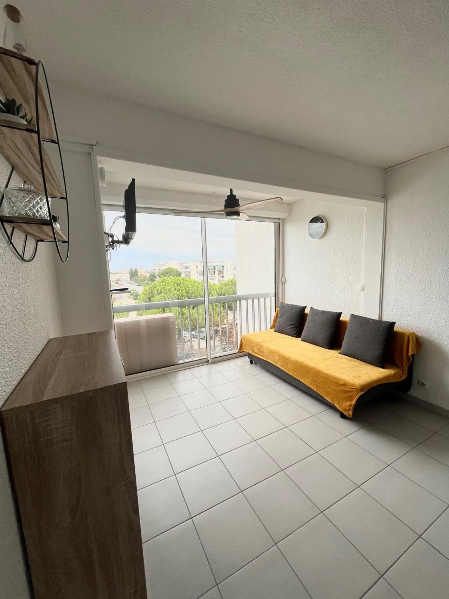 Appartement Devant La Mer + Parking Le Grau-du-Roi Exterior photo